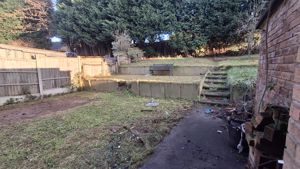 Photo 16- click for photo gallery